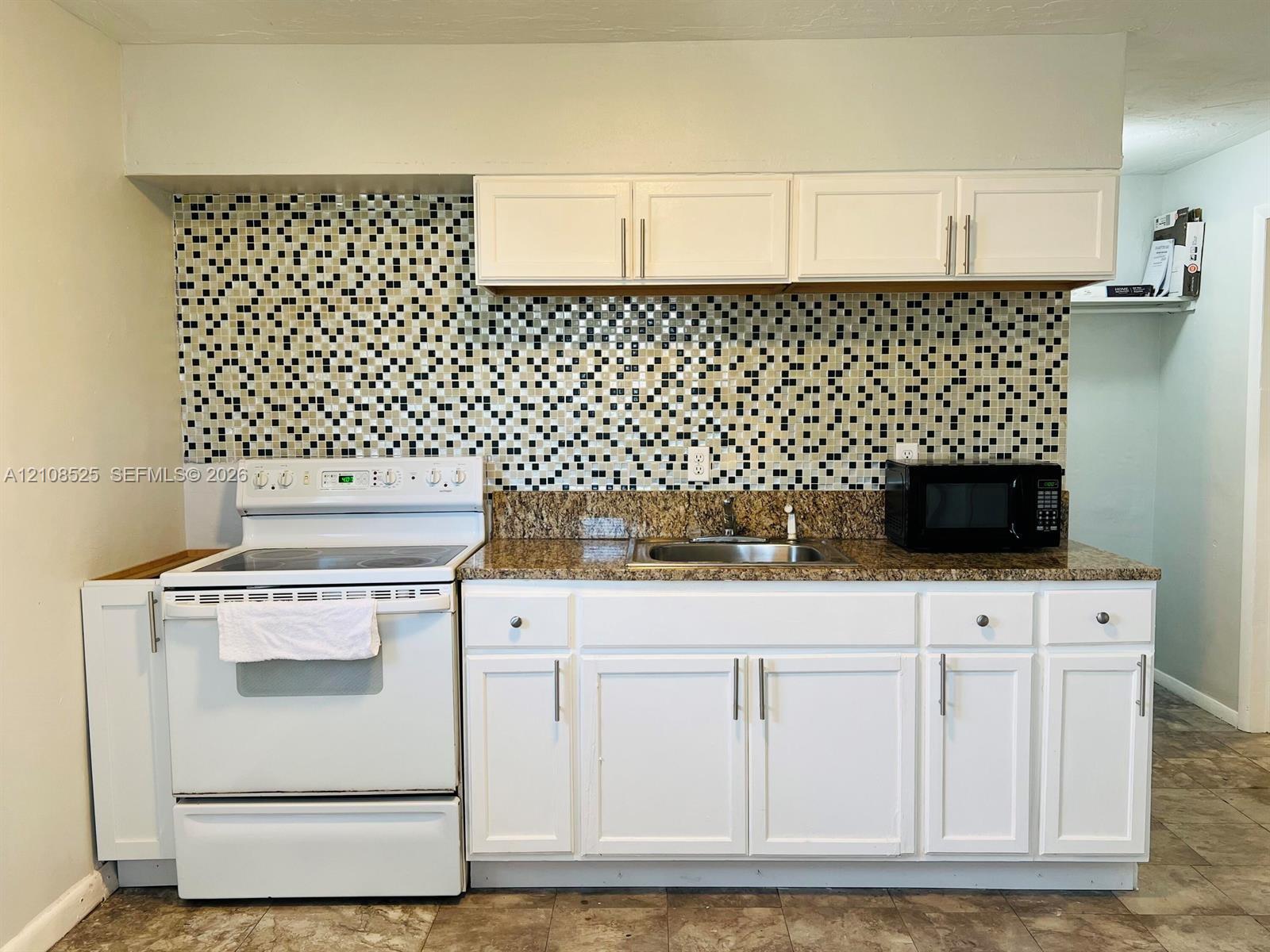   /  1400 sq. ft. $ 2026-10-18 0 foto