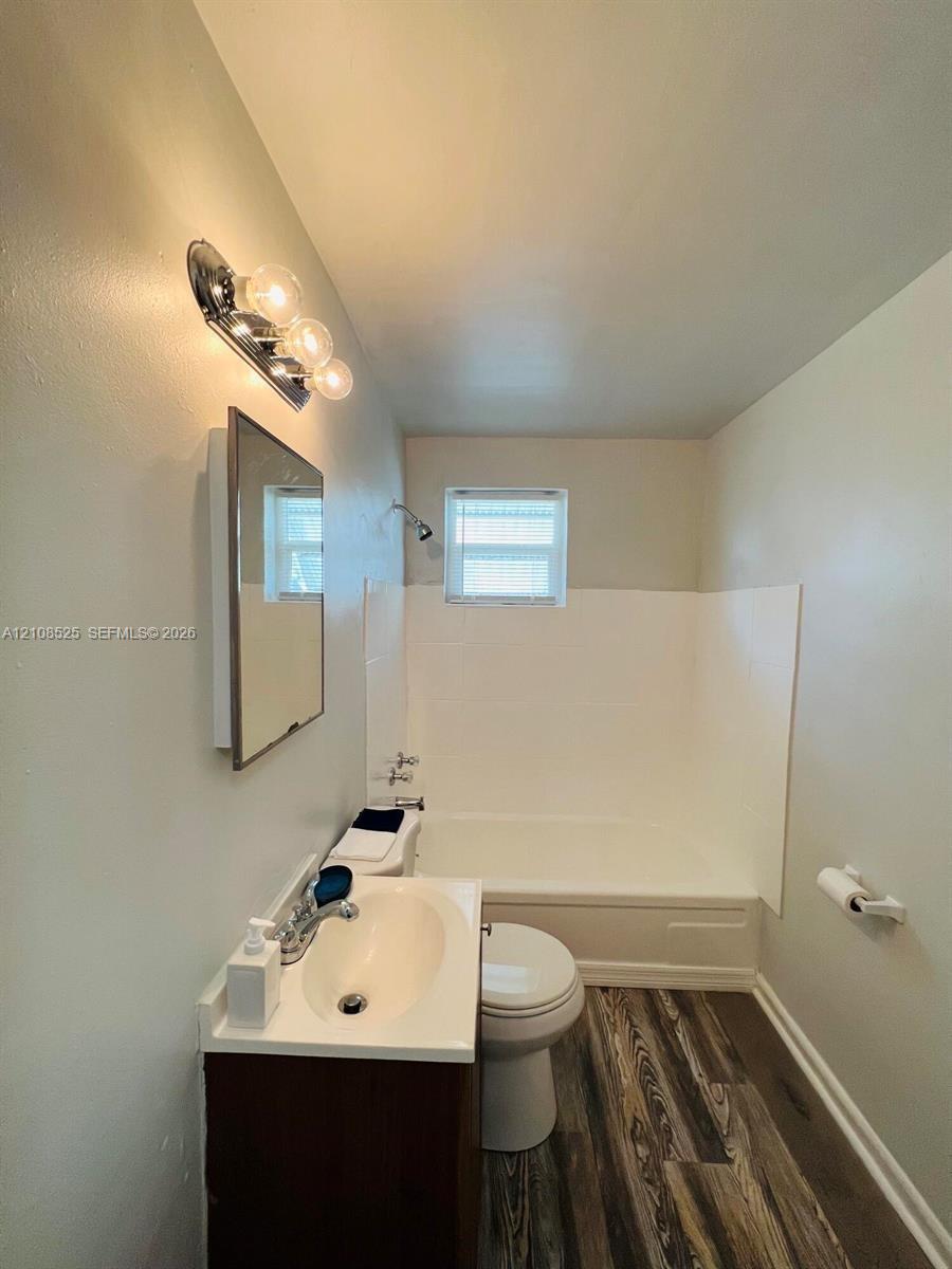   /  1400 sq. ft. $ 2026-10-18 0 foto
