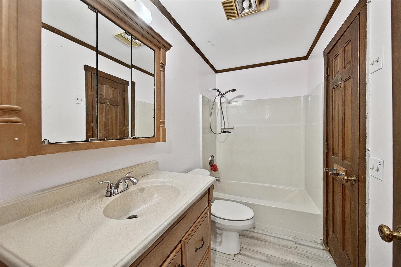 See details A-B / 0 2592 sq. ft. $ 2026-10-19 0 Photo