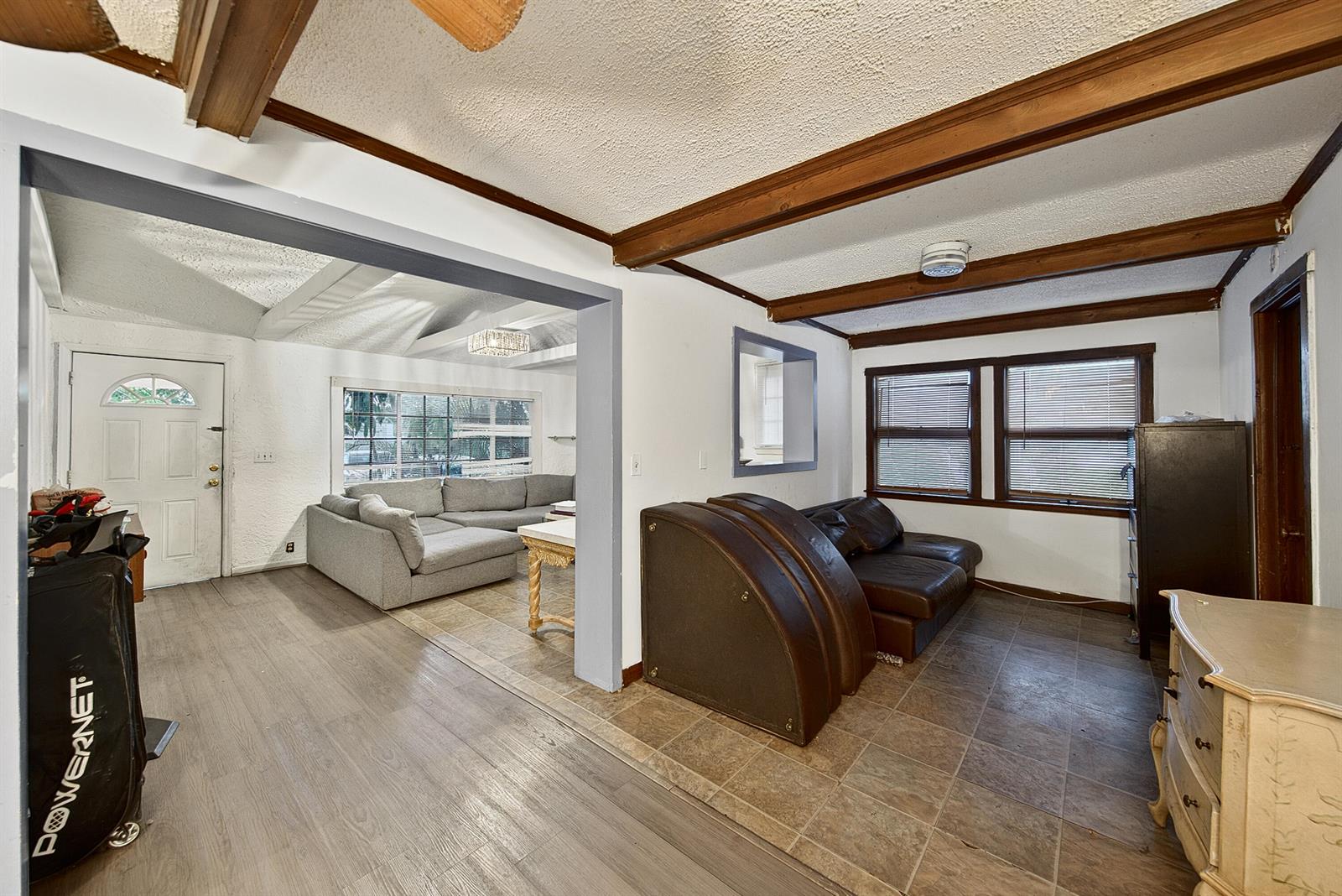 See details A-B / 0 2592 sq. ft. $ 2026-10-19 0 Photo