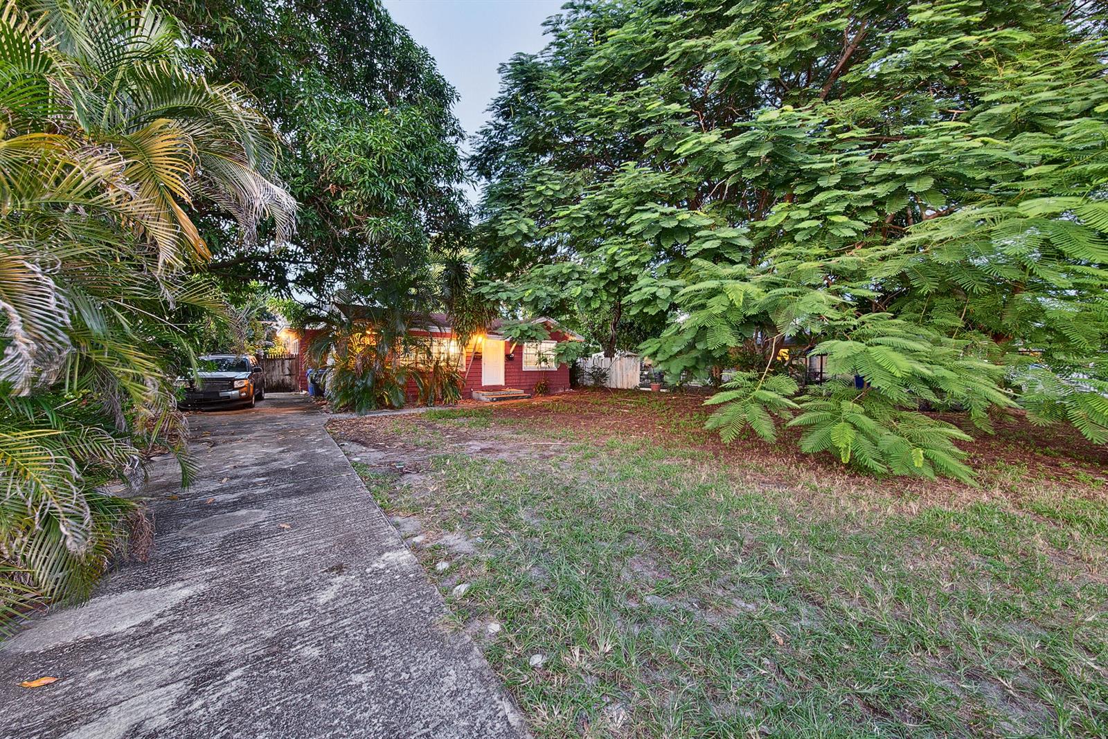 See details A-B / 0 2592 sq. ft. $ 2026-10-19 0 Photo