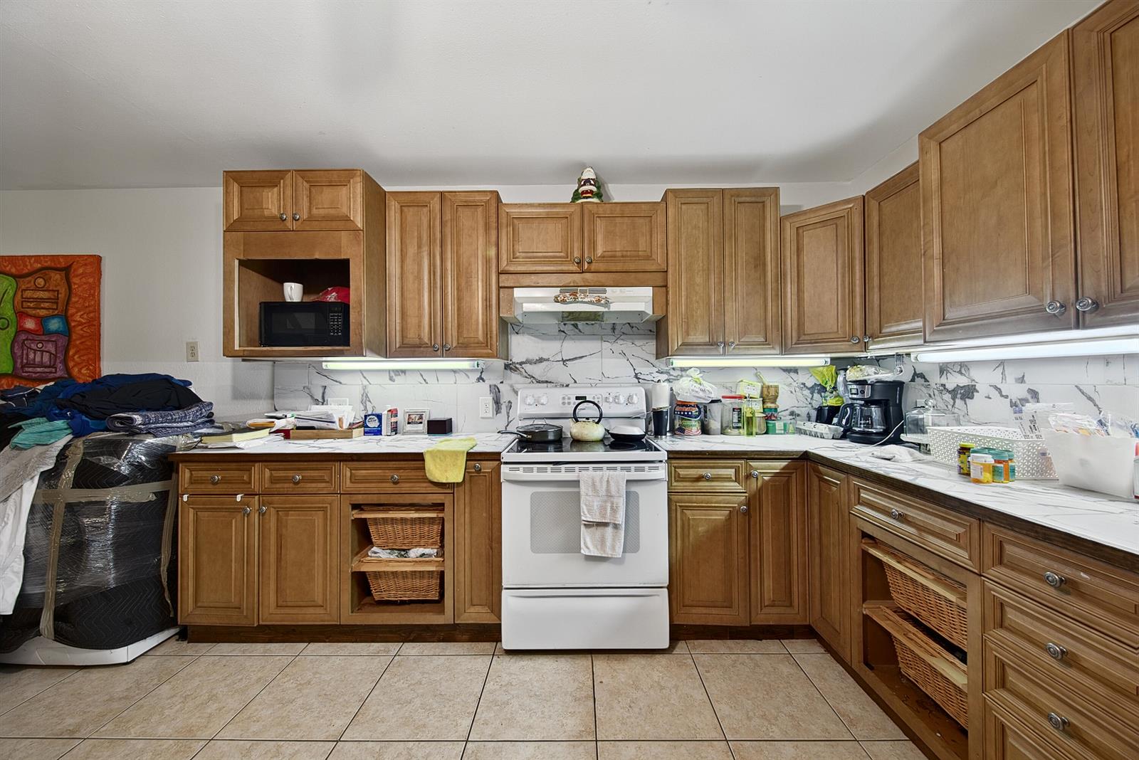 See details A-B / 0 2592 sq. ft. $ 2026-10-19 0 Photo