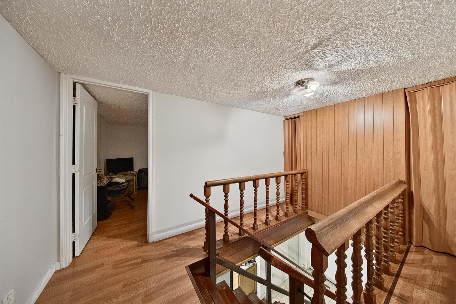 See details A-B / 0 2592 sq. ft. $ 2026-10-19 0 Photo