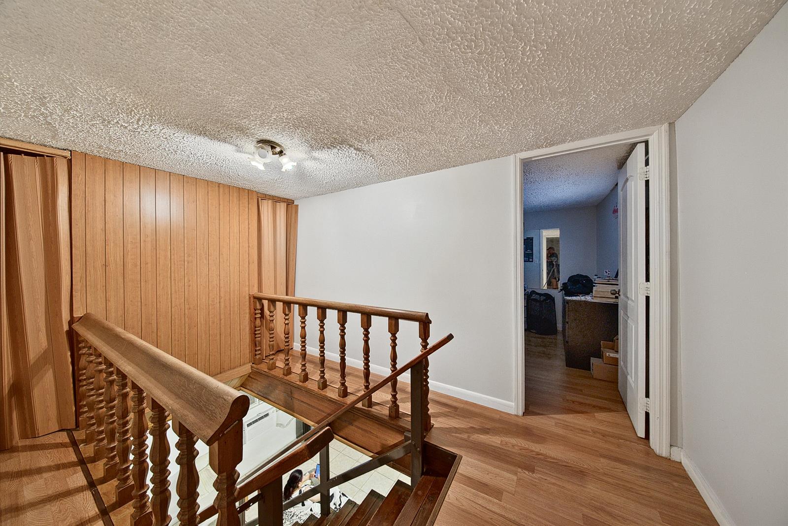 See details A-B / 0 2592 sq. ft. $ 2026-10-19 0 Photo