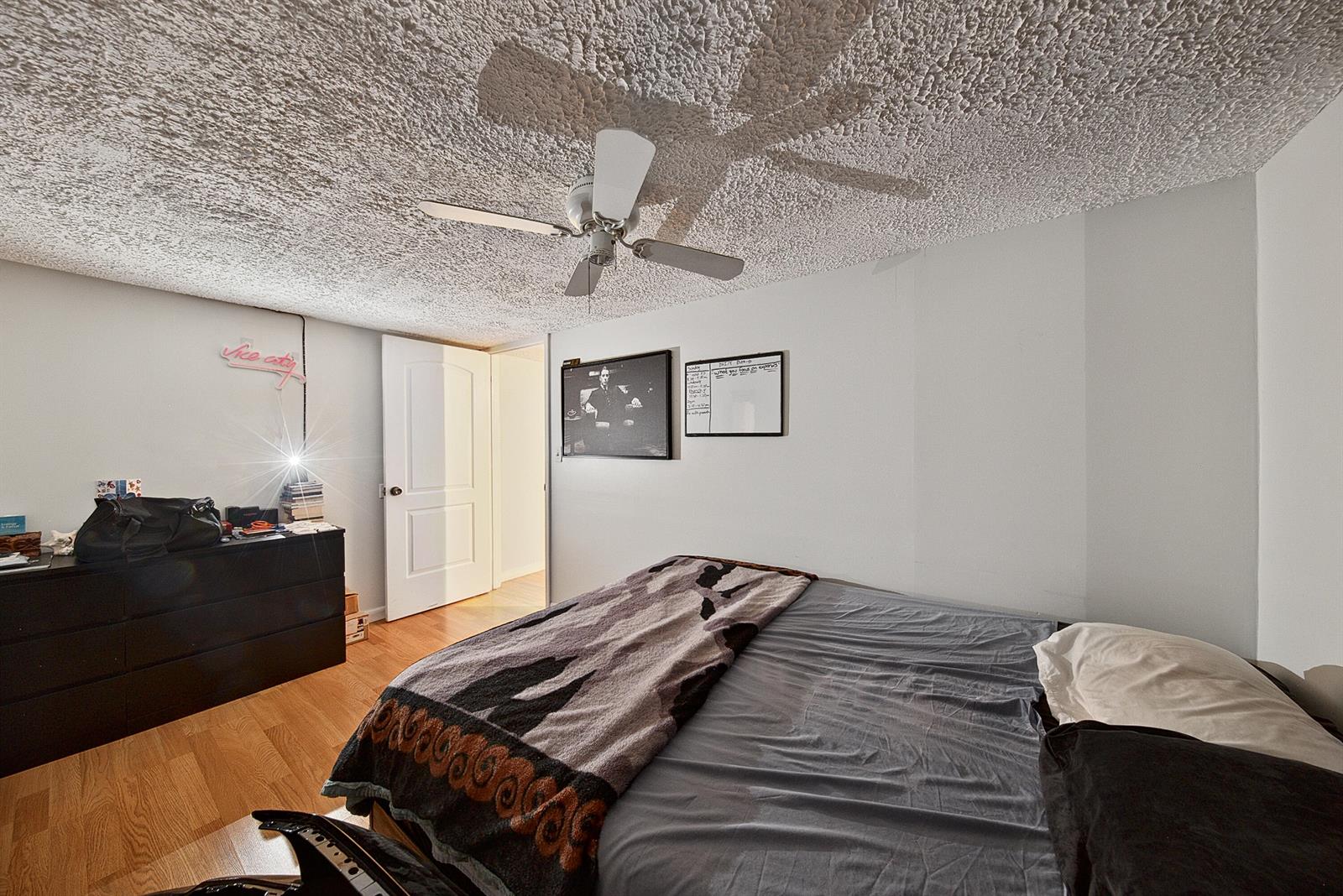 See details A-B / 0 2592 sq. ft. $ 2026-10-19 0 Photo