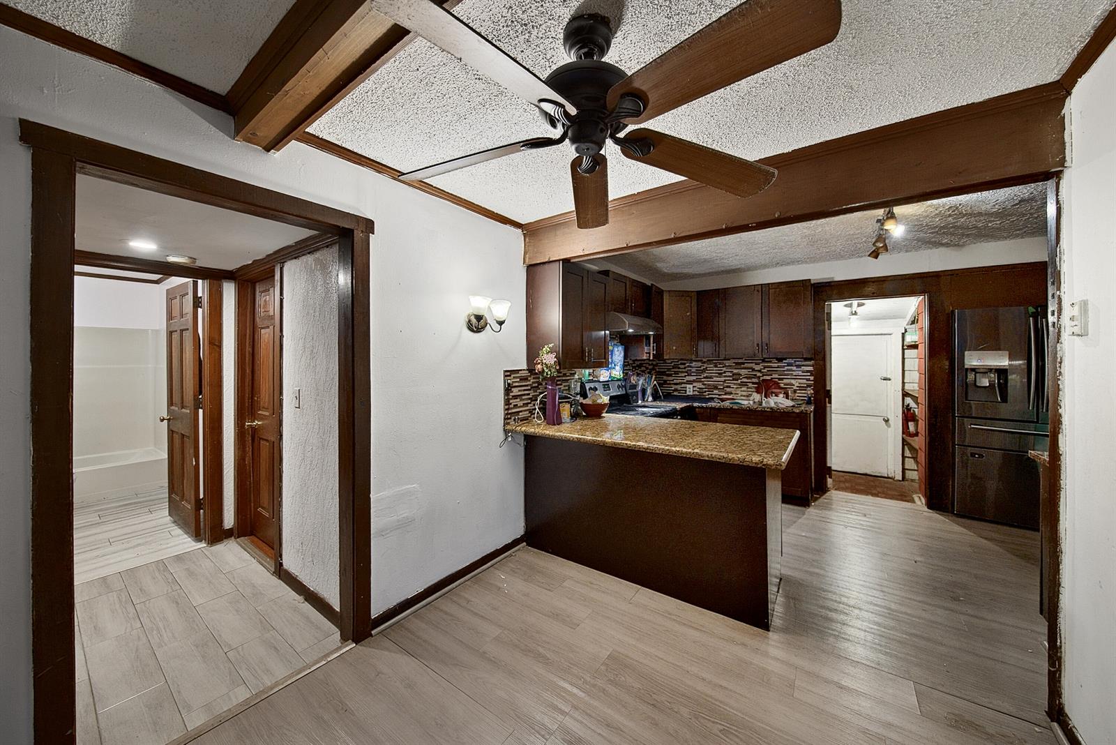 See details A-B / 0 2592 sq. ft. $ 2026-10-19 0 Photo