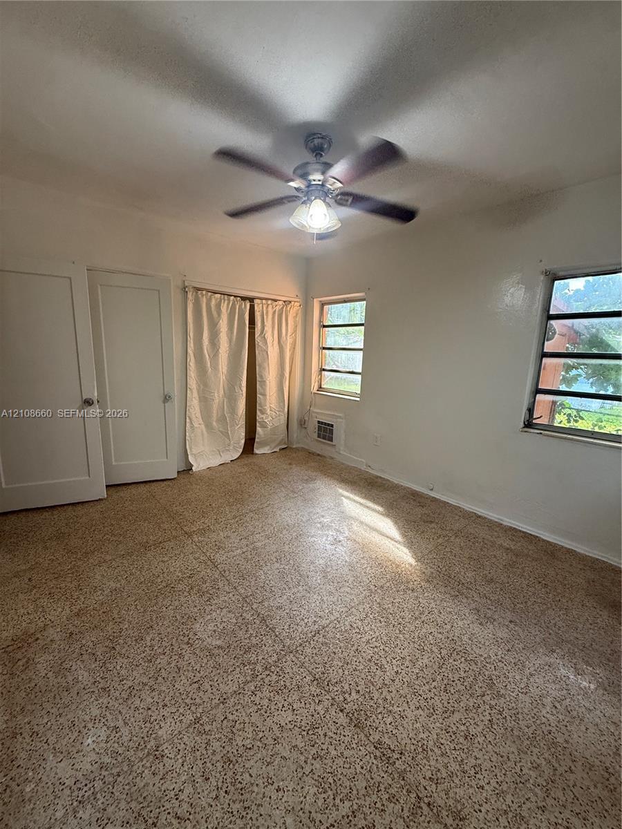   /  1564 sq. ft. $ 2026-10-18 0 foto