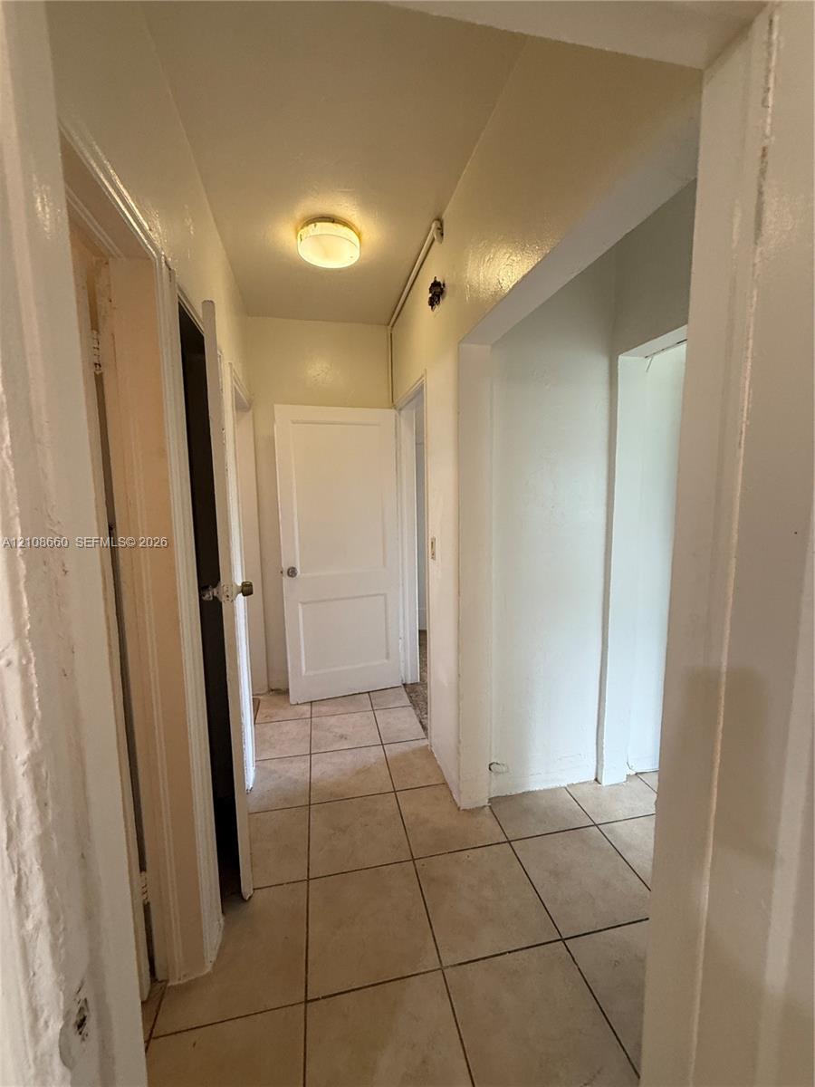   /  1564 sq. ft. $ 2026-10-18 0 foto