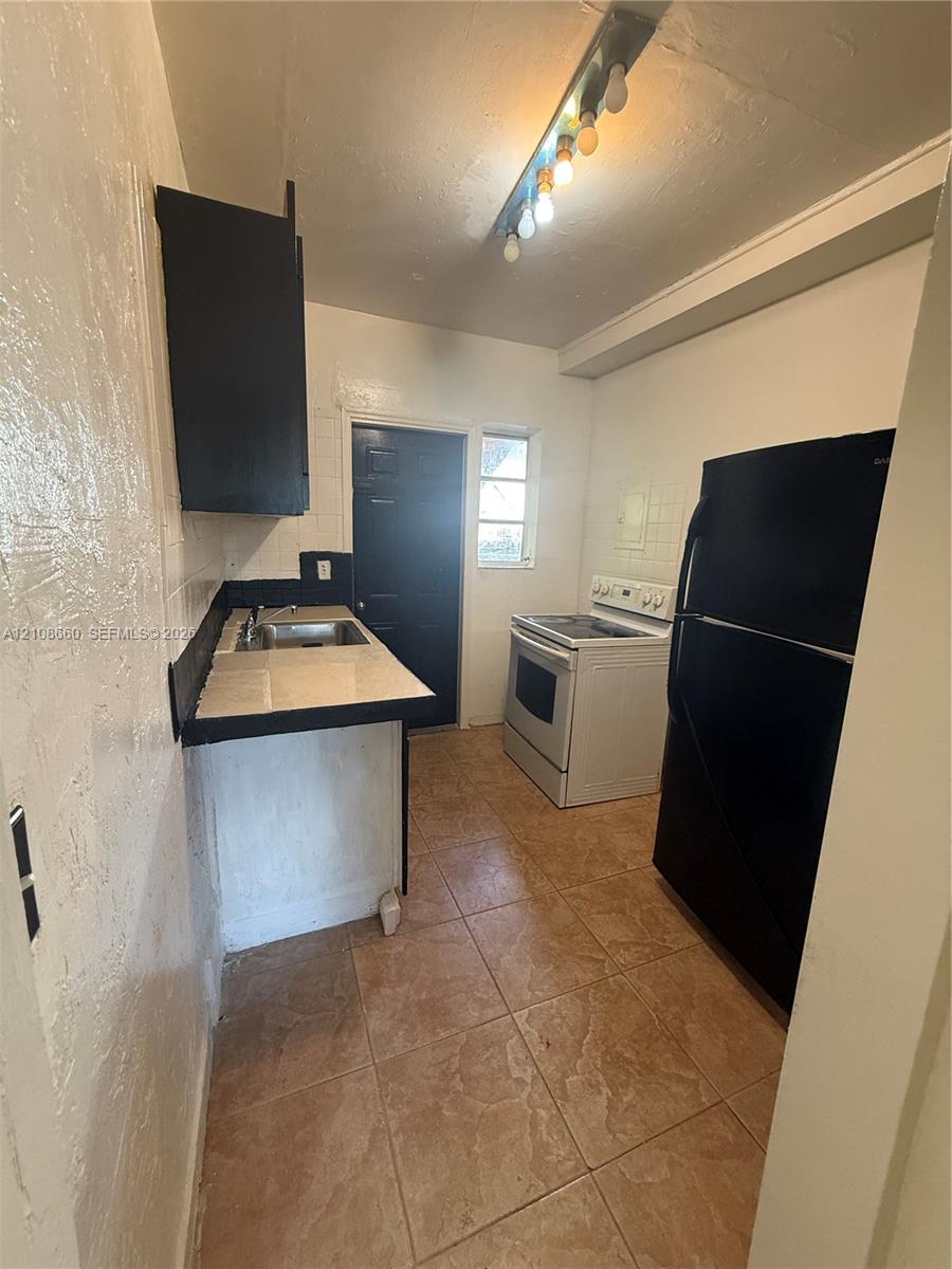   /  1564 sq. ft. $ 2026-10-18 0 foto