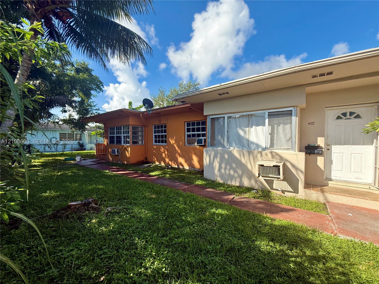   /  1564 sq. ft. $ 2026-10-18 0 foto