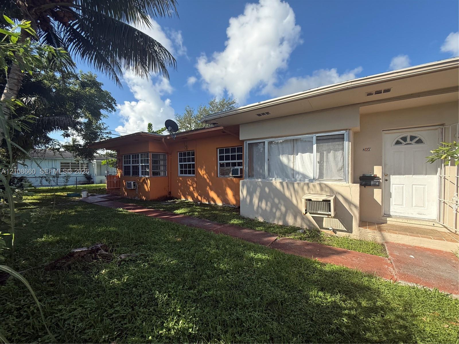   /  1564 sq. ft. $ 2026-10-18 0 foto