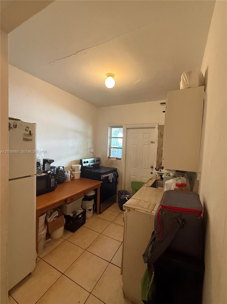   /  1564 sq. ft. $ 2026-10-18 0 foto