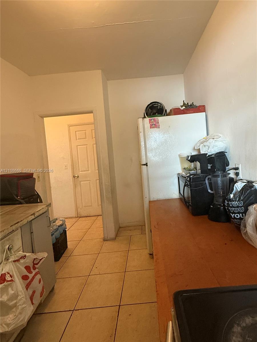   /  1564 sq. ft. $ 2026-10-18 0 foto