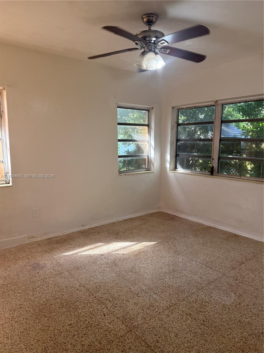   /  1564 sq. ft. $ 2026-10-18 0 foto