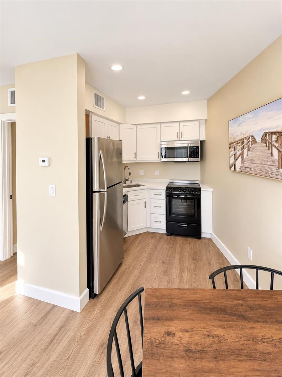 Ver detalles / 0 2594 sq. ft. $ 2026-10-19 0 foto