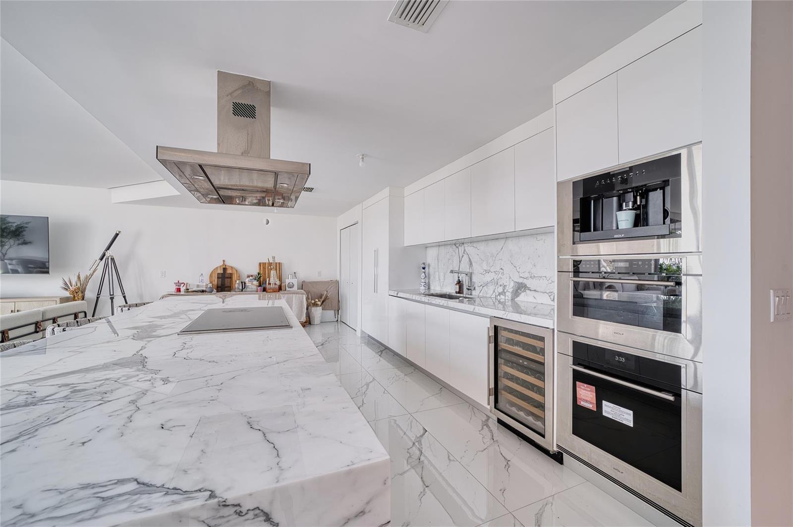 5-504 3 / 4 2795 sq. ft. $ 2026-10-19 0 foto