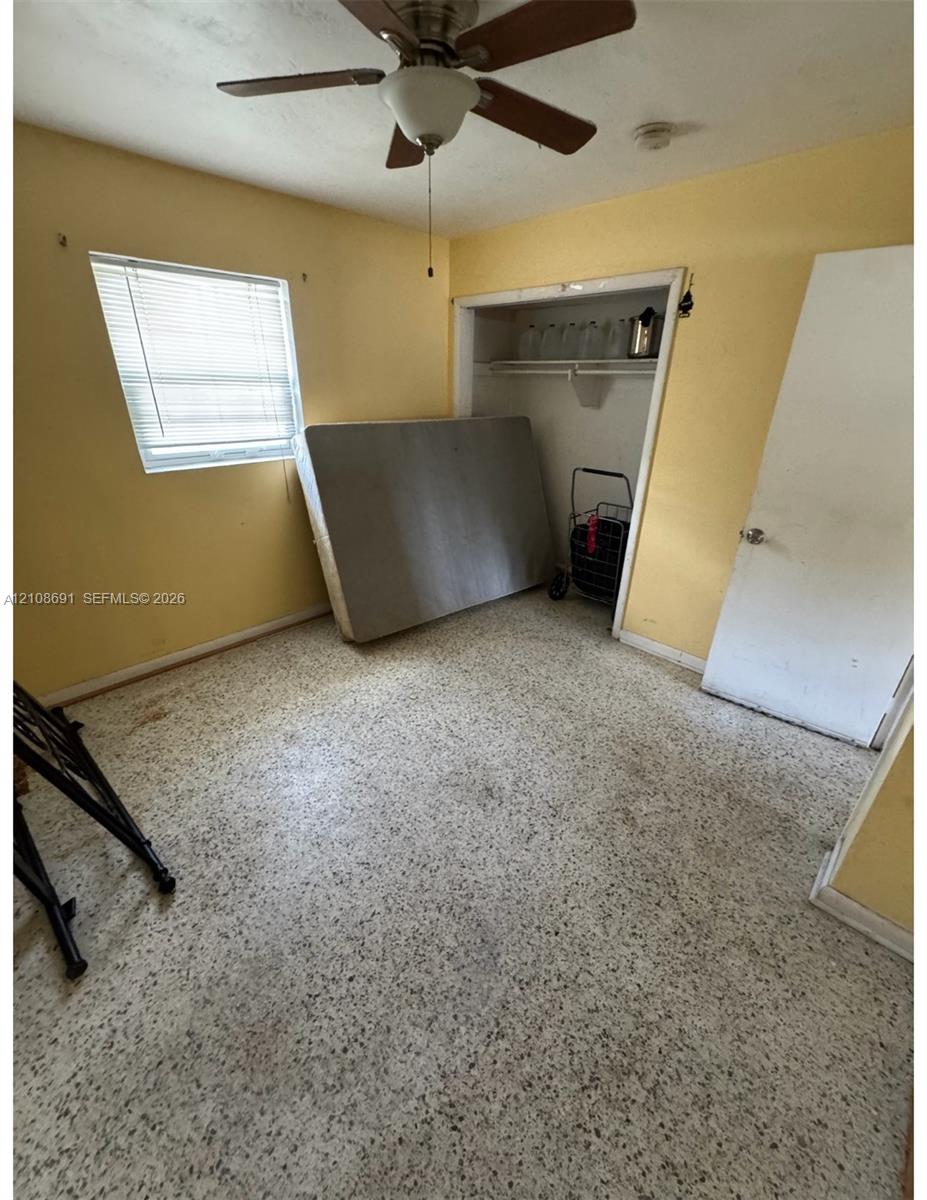17210 3 / 1 1274 sq. ft. $ 2026-10-19 0 foto
