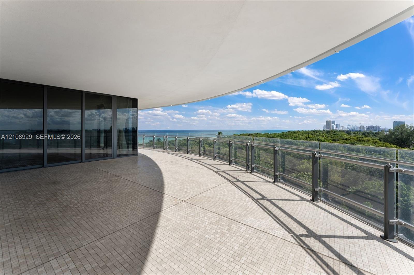 See details 606 2 / 3 1602 sq. ft. $ 2026-10-19 0 Photo