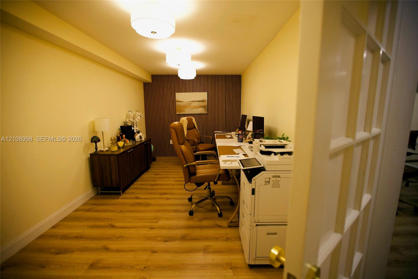 See details C / sq. ft. $ 2026-10-19 0 Photo