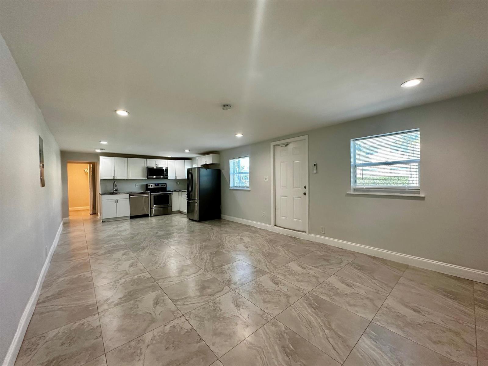   / 0 1941 sq. ft. $ 2026-10-21 0 foto
