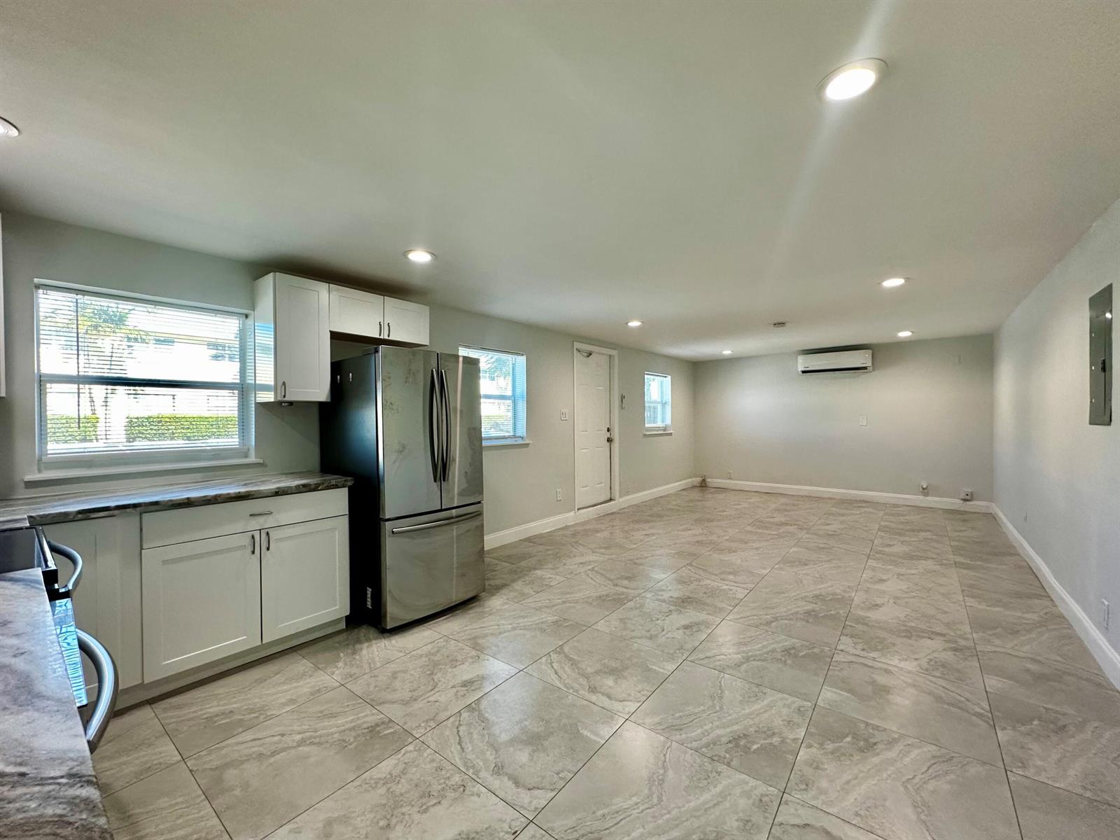   / 0 1941 sq. ft. $ 2026-10-21 0 foto