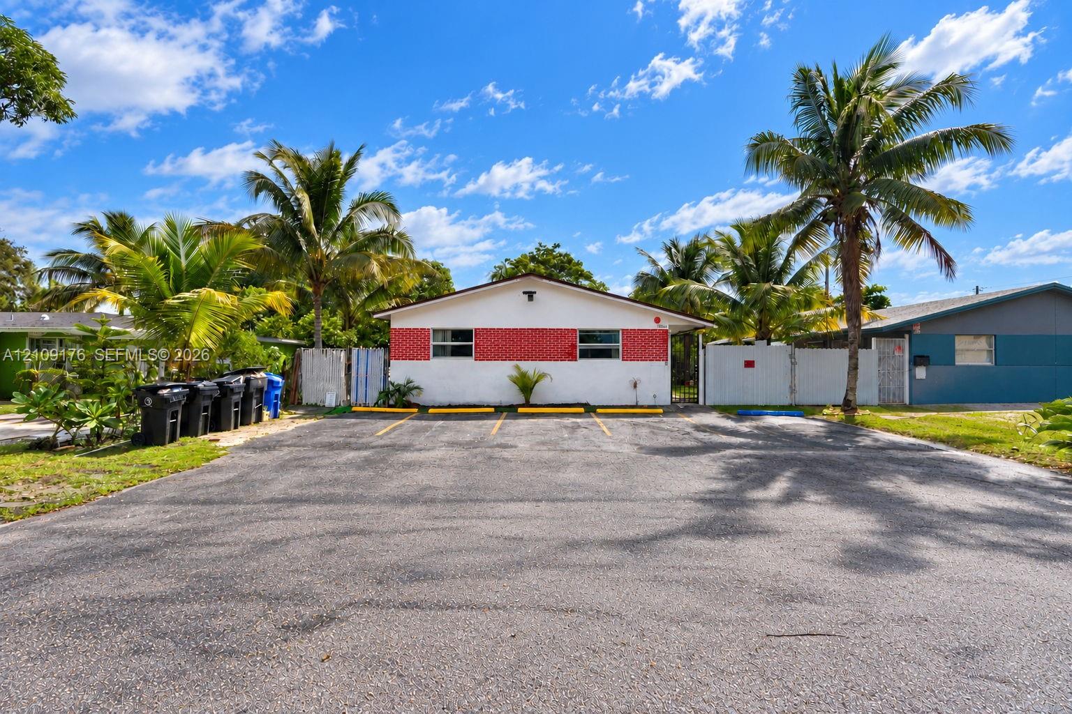   /  1739 sq. ft. $ 2026-10-19 0 foto