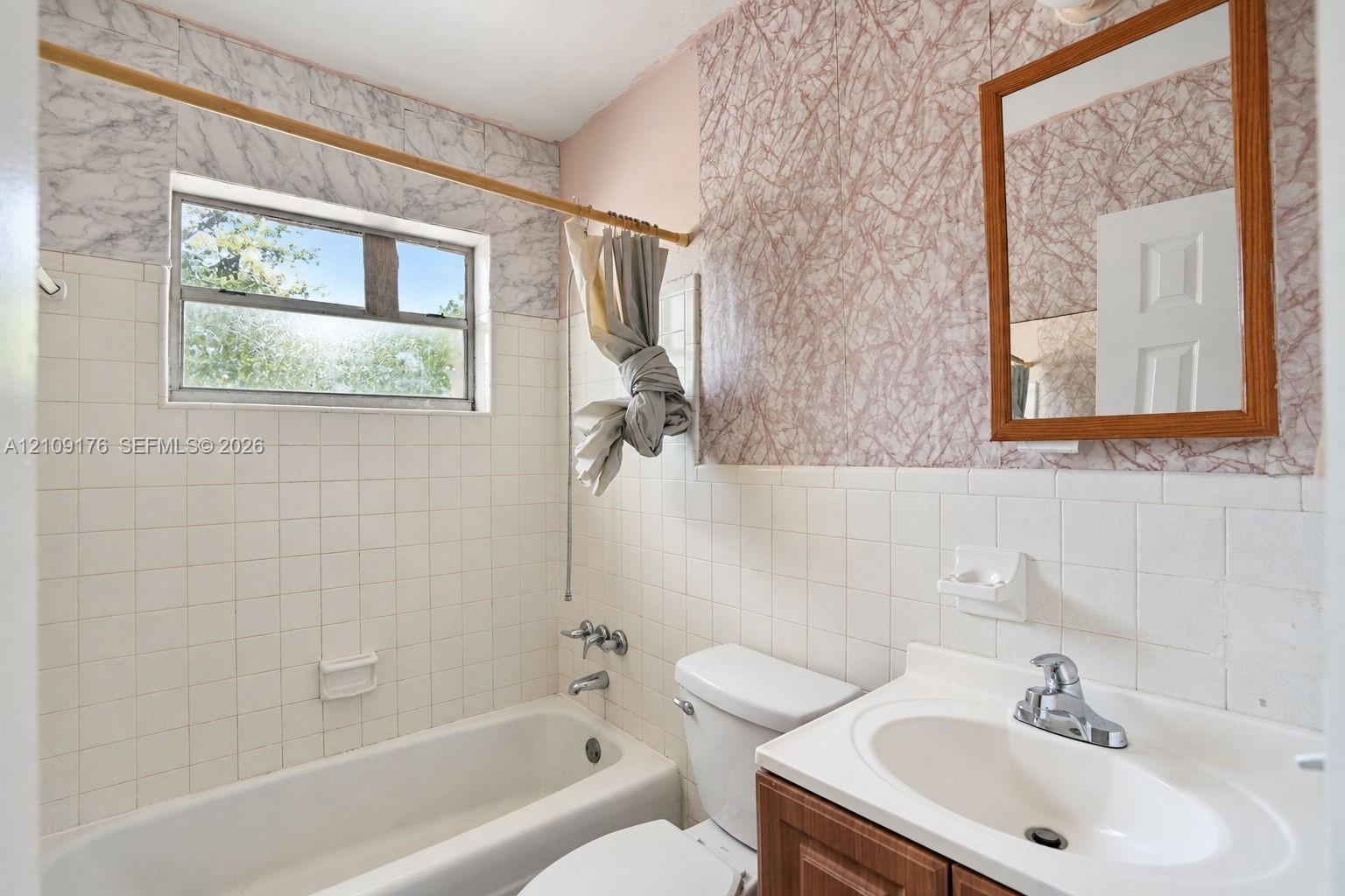   /  1739 sq. ft. $ 2026-10-19 0 foto