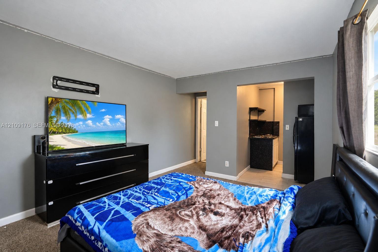   /  1739 sq. ft. $ 2026-10-19 0 foto