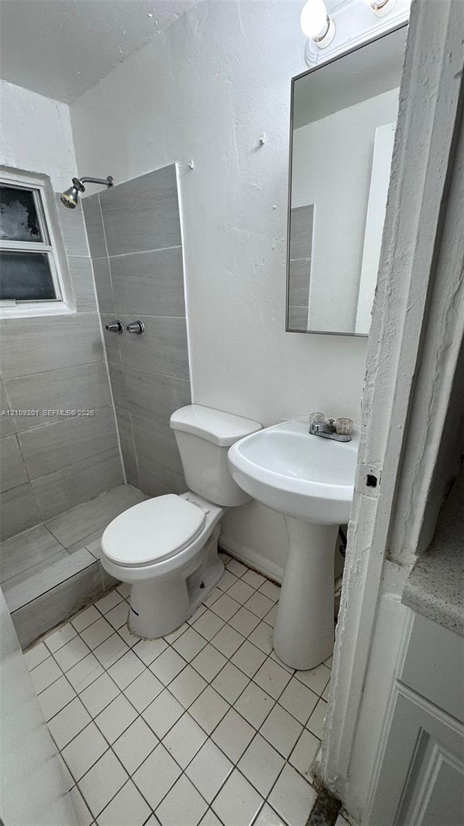   /  1600 sq. ft. $ 2026-10-19 0 foto