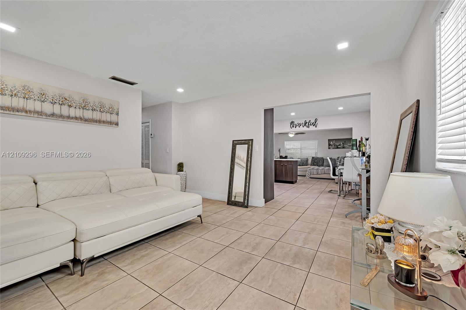 Ver detalles / 2697 sq. ft. $ 2026-10-19 0 foto