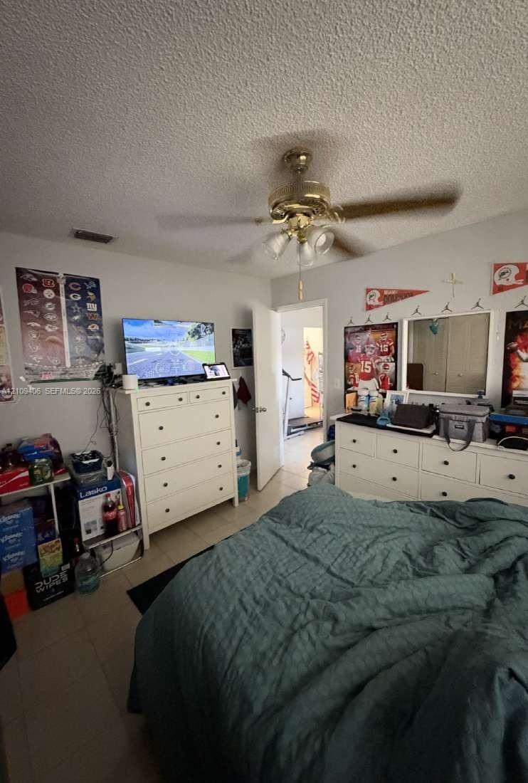 Ver detalles / 3190 sq. ft. $ 2026-10-19 0 foto