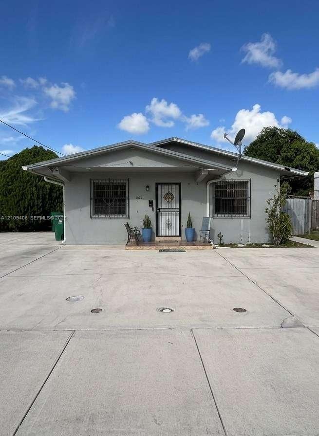 Ver detalles / 3190 sq. ft. $ 2026-10-19 0 foto