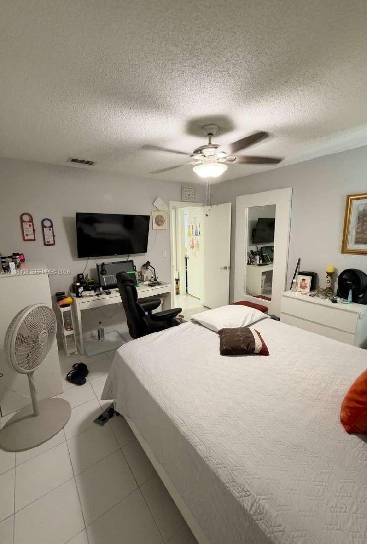 Ver detalles / 3190 sq. ft. $ 2026-10-19 0 foto