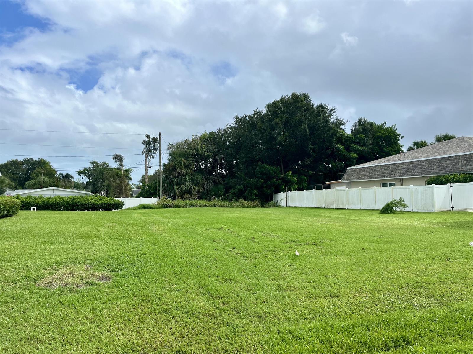   / 0  sq. ft. $ 2026-10-21 0 foto