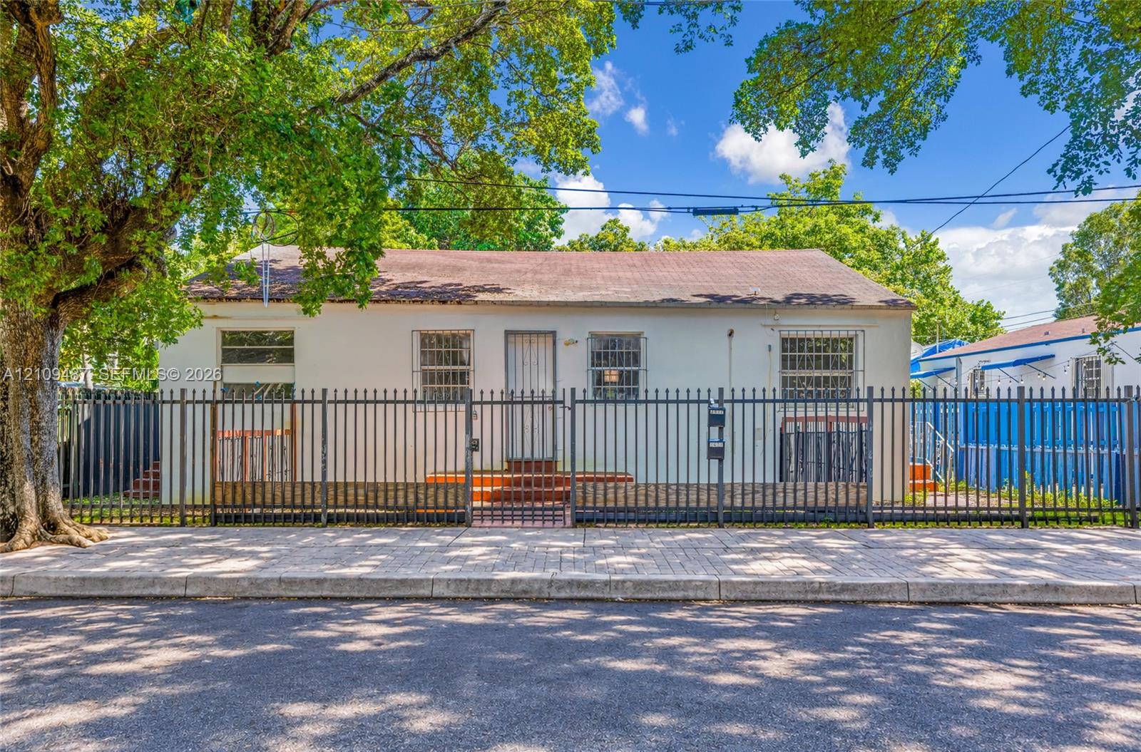   /  1419 sq. ft. $ 2026-10-20 0 foto