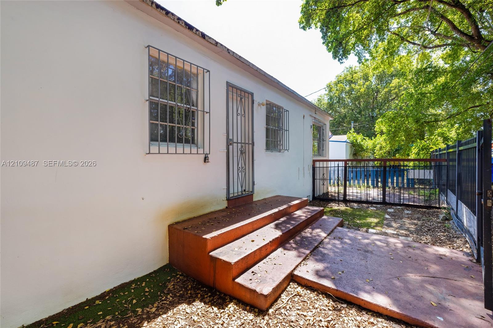   /  1419 sq. ft. $ 2026-10-20 0 foto