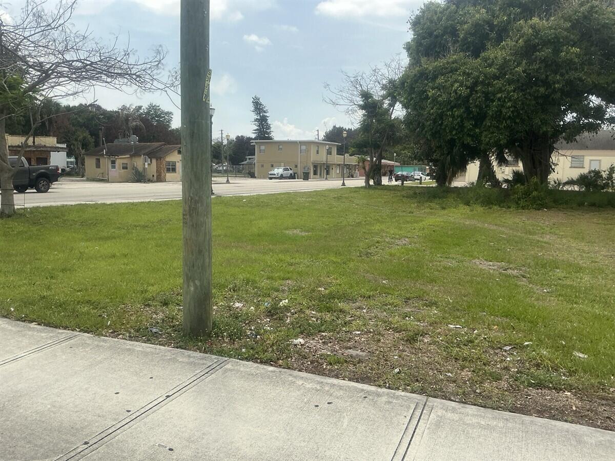   / 0  sq. ft. $ 2026-10-21 0 foto