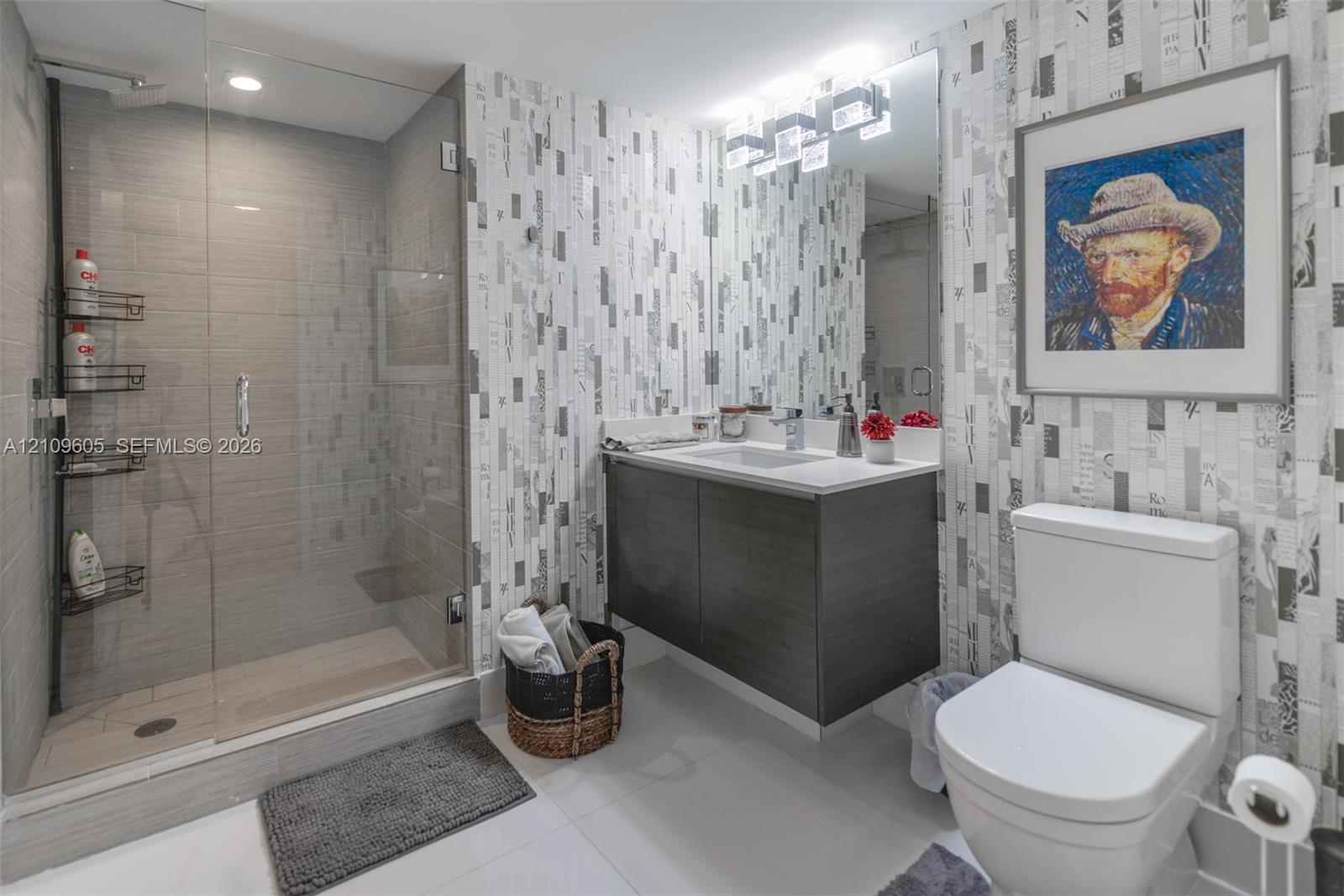 Ver detalles 4-906 2 / 3 1524 sq. ft. $ 2026-10-20 0 foto