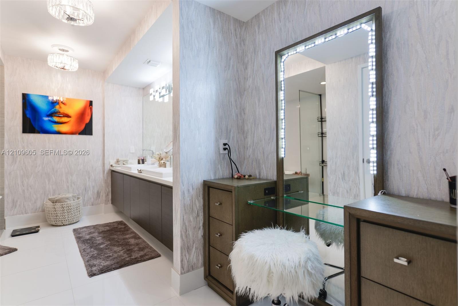 Ver detalles 4-906 2 / 3 1524 sq. ft. $ 2026-10-20 0 foto