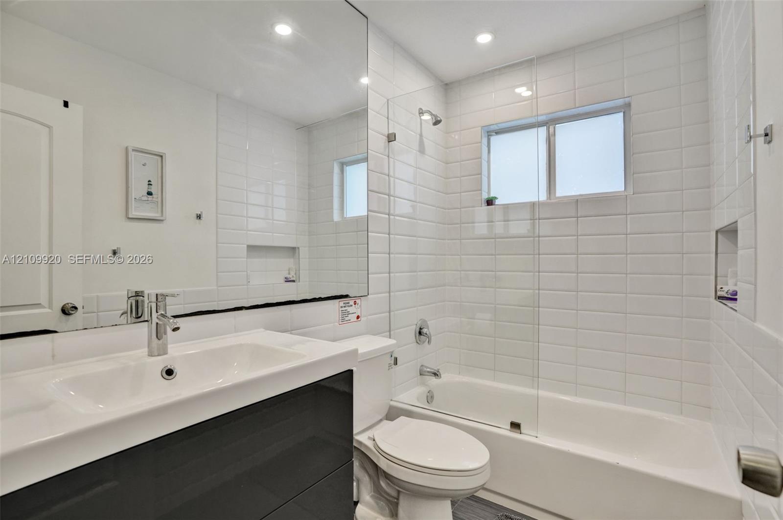 Ver detalles / 3122 sq. ft. $ 2026-10-20 0 foto