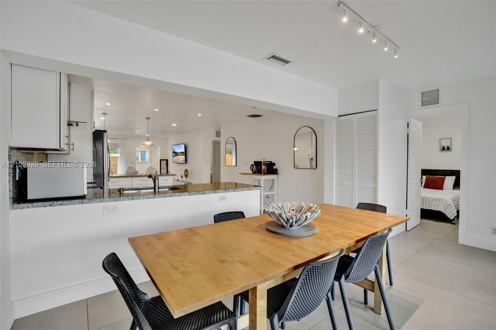 Ver detalles / 3122 sq. ft. $ 2026-10-20 0 foto