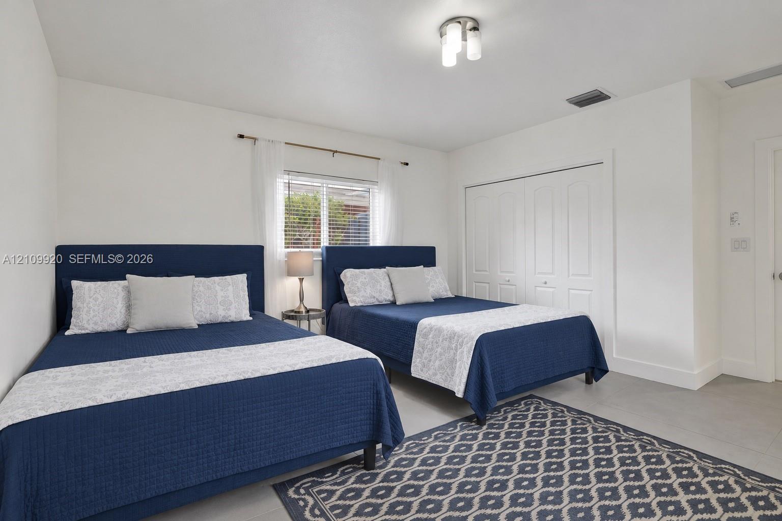 Ver detalles / 3122 sq. ft. $ 2026-10-20 0 foto