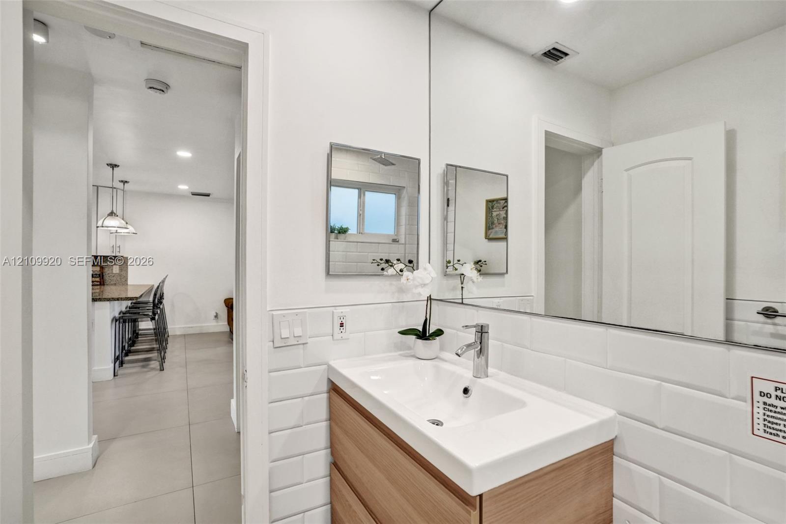 Ver detalles / 3122 sq. ft. $ 2026-10-20 0 foto