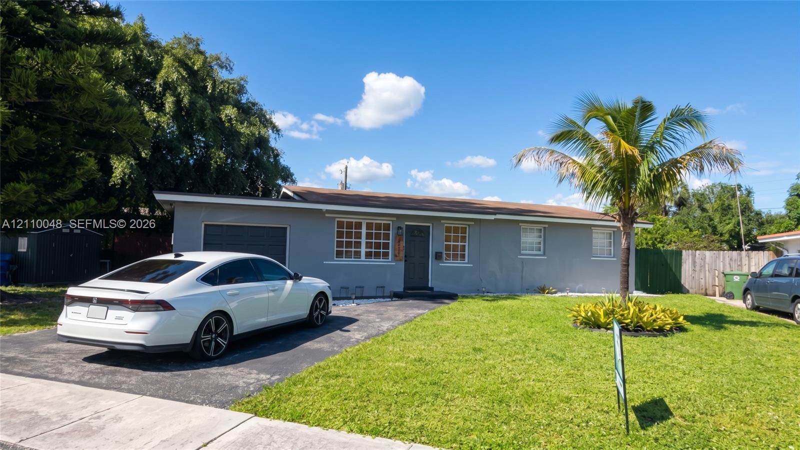 3649 3 / 3 1176 sq. ft. $ 2026-10-20 0 foto
