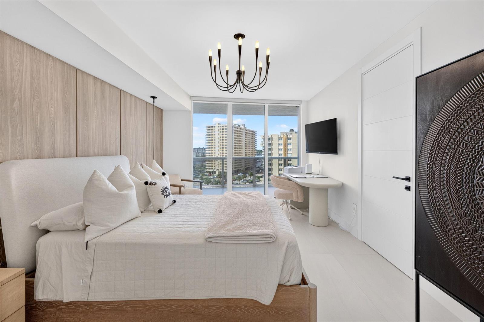 See details 806 1 / 1 1086 sq. ft. $ 2026-10-30 0 Photo