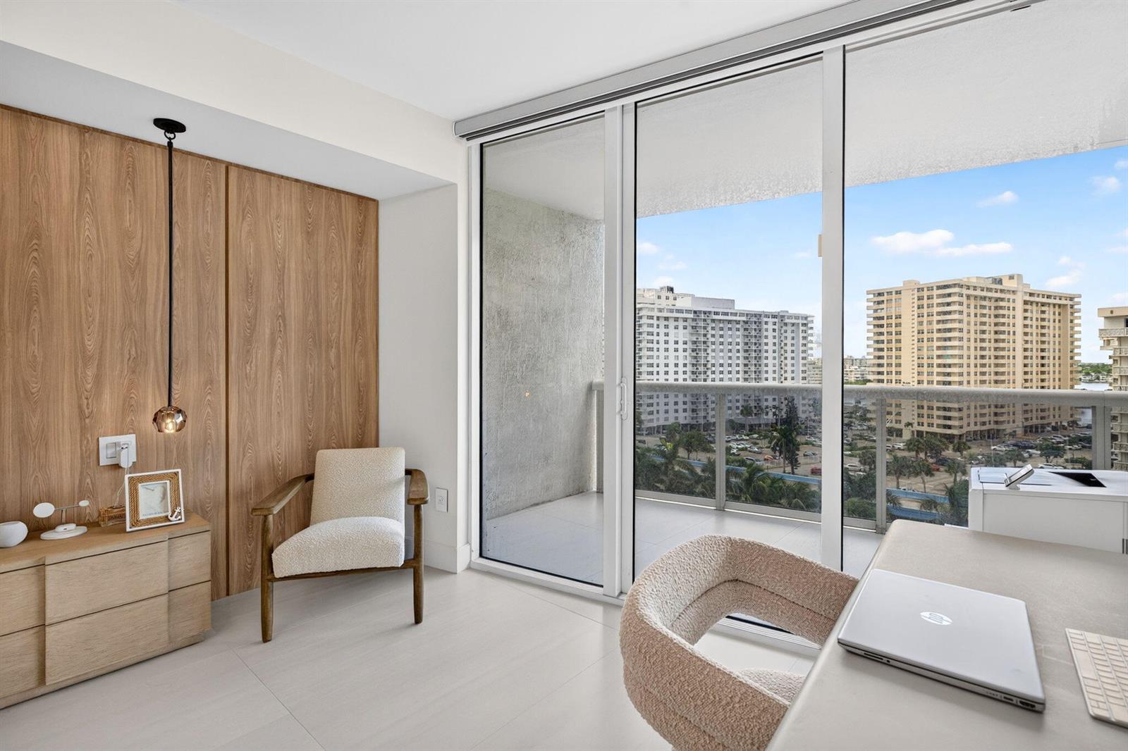 See details 806 1 / 1 1086 sq. ft. $ 2026-10-30 0 Photo