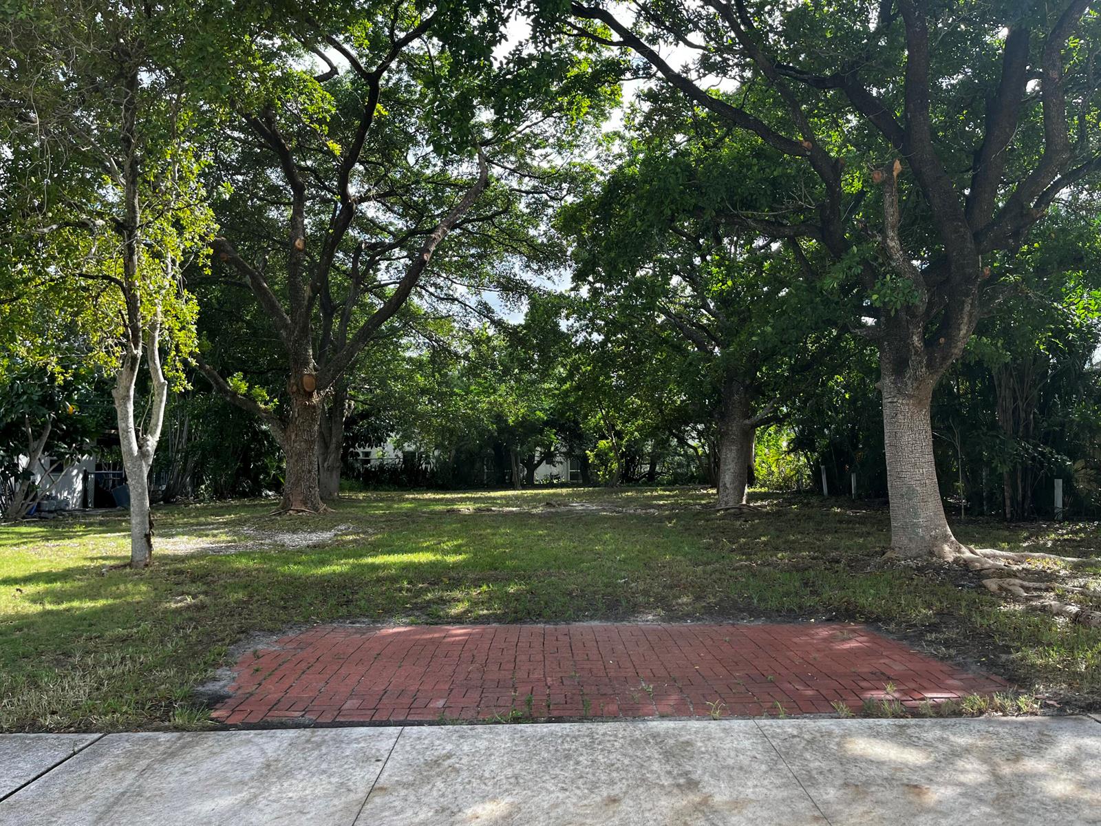  / 0  sq. ft. $ 2026-10-21 0 foto