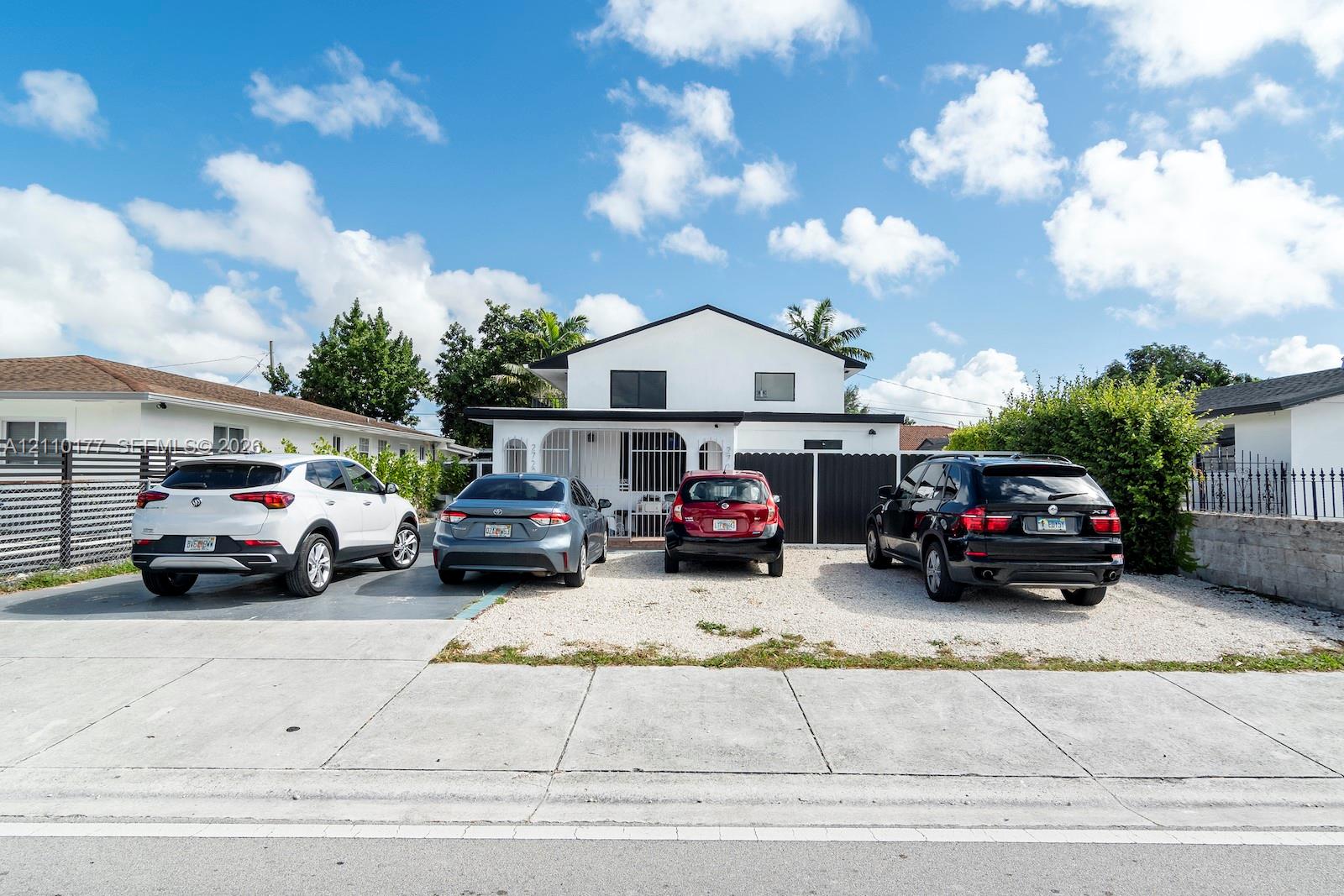   /  2135 sq. ft. $ 2026-10-21 0 foto