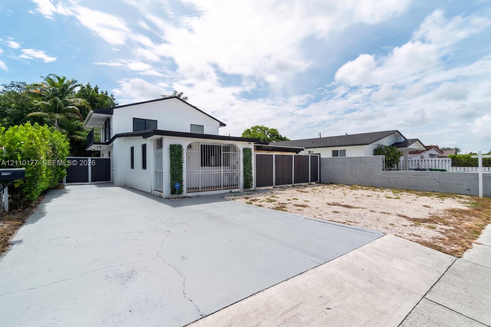   /  2135 sq. ft. $ 2026-10-21 0 foto