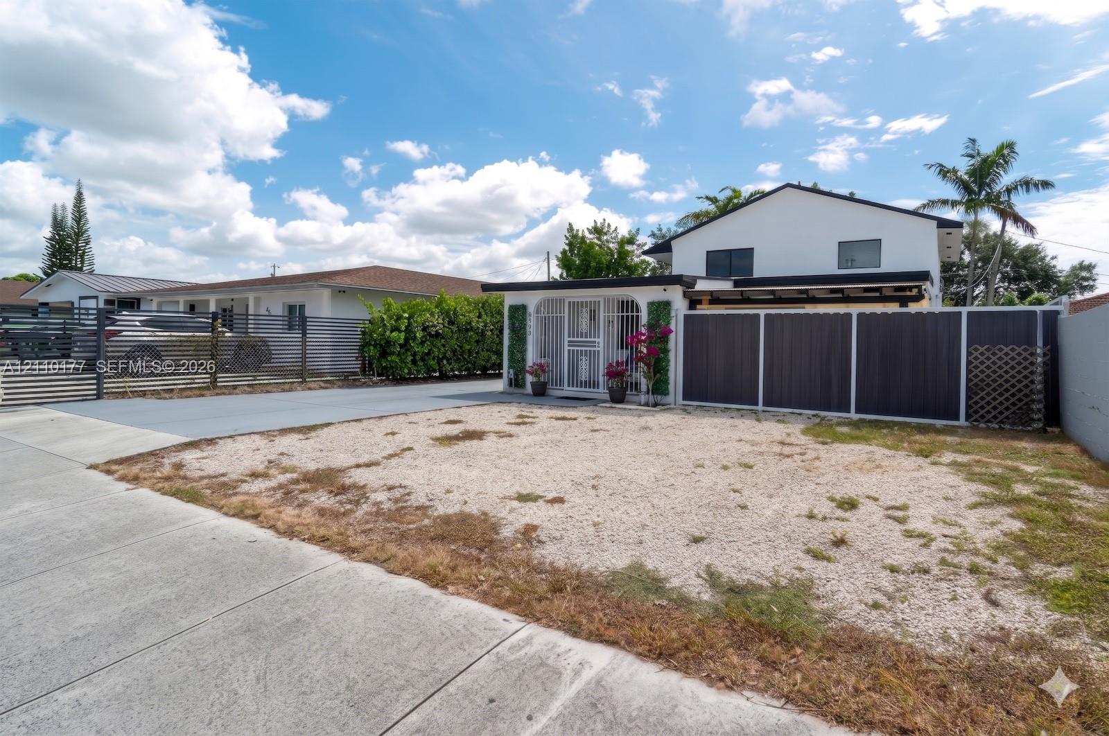  /  2135 sq. ft. $ 2026-10-21 0 foto
